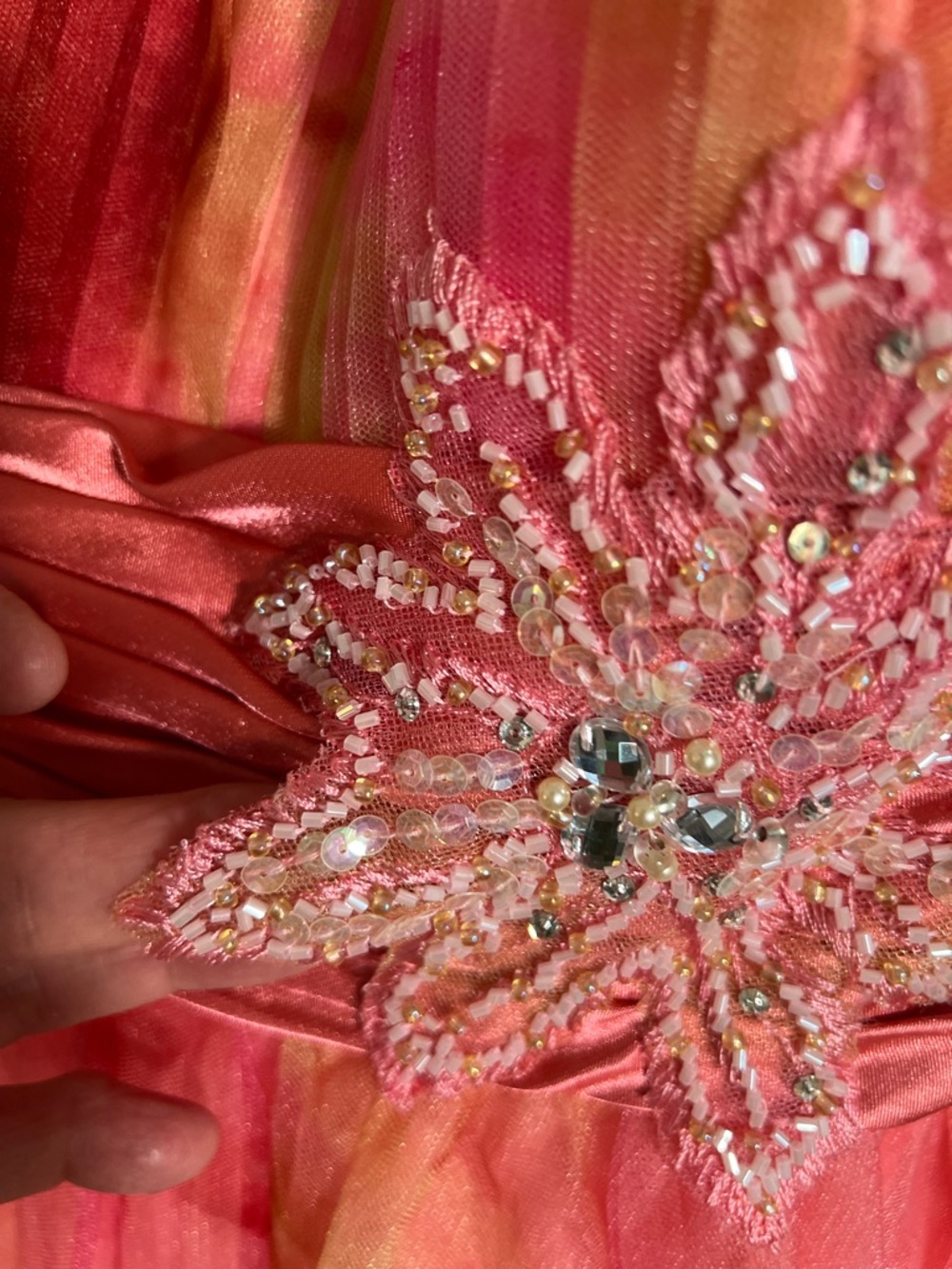 Jovani Prom Ball Gown Size 6 - Picture 5 of 15